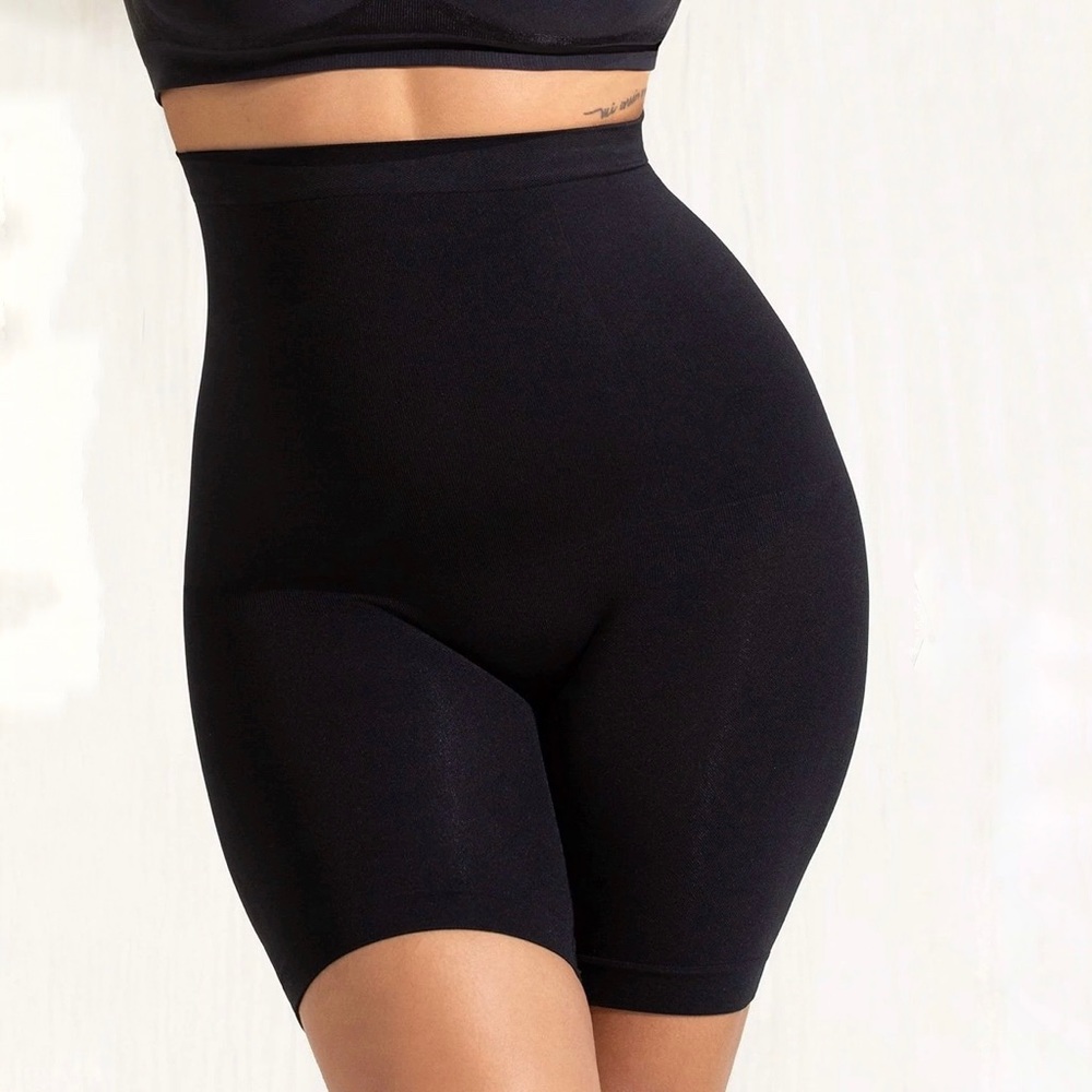 Empetua High-Waisted Black Shaper Shorts M/L BNWT